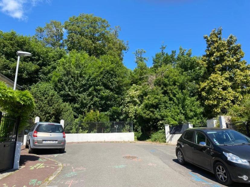 Charmant Studio Equipe Proche Paris Et Versailles Chaville Exterior foto