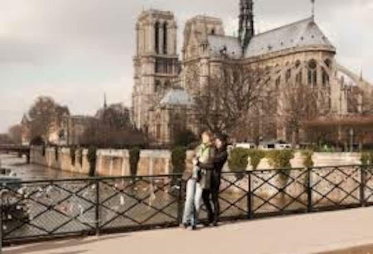 Charmant Studio Equipe Proche Paris Et Versailles Chaville Exterior foto