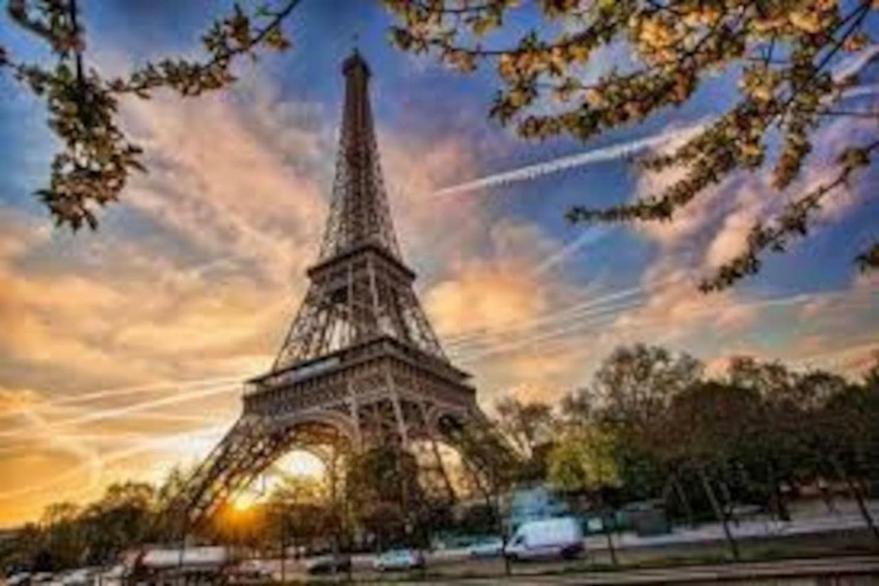 Charmant Studio Equipe Proche Paris Et Versailles Chaville Exterior foto