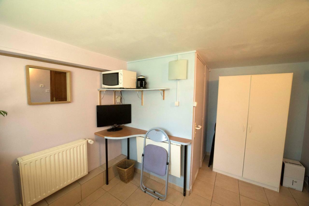 Charmant Studio Equipe Proche Paris Et Versailles Chaville Exterior foto